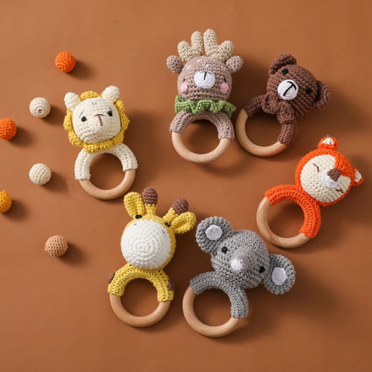 Babs&Bo Rustgevende Baby Rammelaar – Duurzaam Hout & Stof