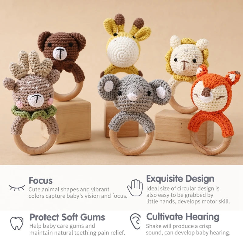 Babs&Bo Rustgevende Baby Rammelaar – Duurzaam Hout & Stof